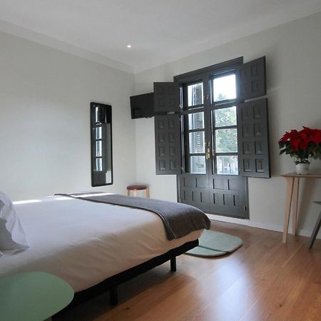 H Complutum Hostel Alcalá de Henares Kültér fotó